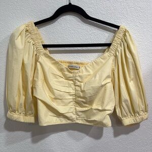 Abercrombie & Fitch Poplin Cinched Puff Sleeve Pastel Yellow Crop Top Medium